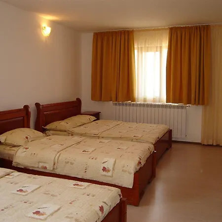 Centaur Family Hotel