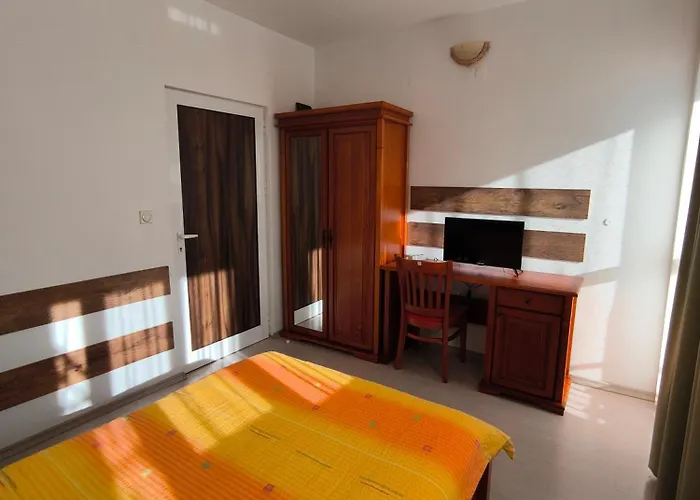 Centaur Family 2* Rila