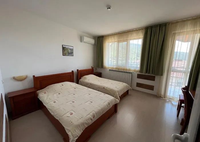 Centaur Family Hotel